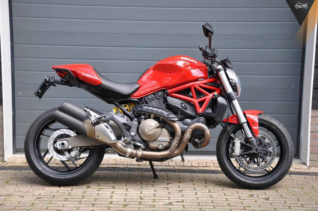 Ducati Monster 821 ABS Zeer net exemplaar, Motoren, Motoren | Ducati, Bedrijf, Meer dan 35 kW, Info@witteveenmotoren.nl, 8
4436NB  Oudelande, NL