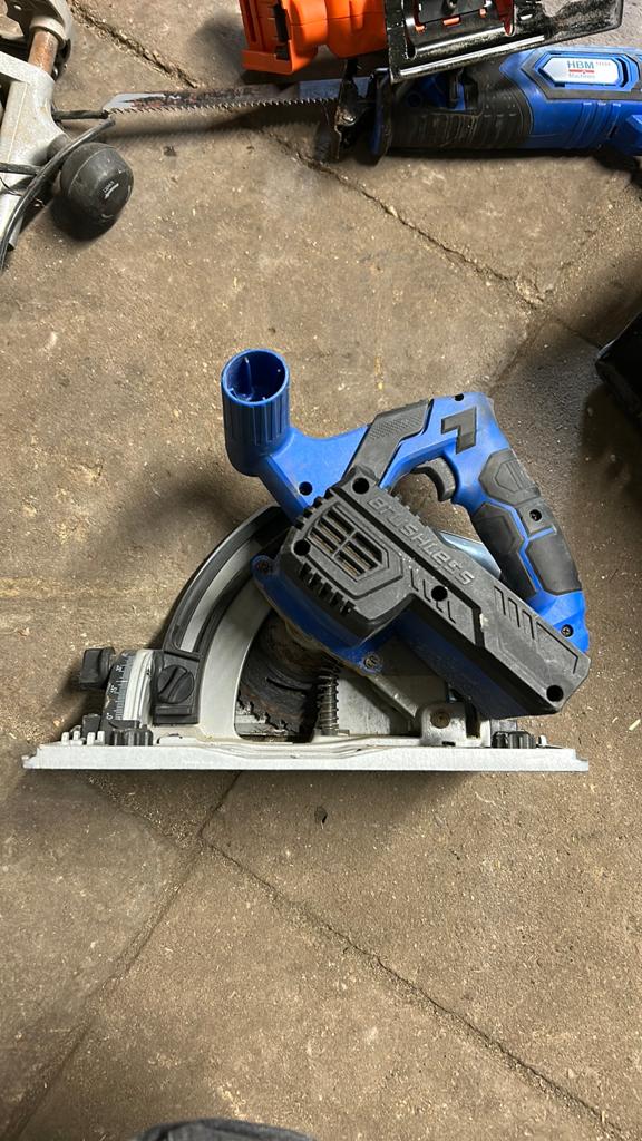 HBM liniaalzaag, Doe-het-zelf en Verbouw, Gereedschap | Zaagmachines, Ophalen, Zo goed als nieuw, Minder dan 600 watt, 30 tot 70 mm