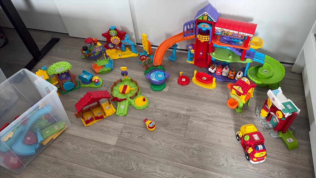 Grote verzameling Vtech: o.a. dierenhotel, kermis, manege, Kinderen en Baby's, Speelgoed | Overig, Ophalen, Gebruikt, Jongen of Meisje