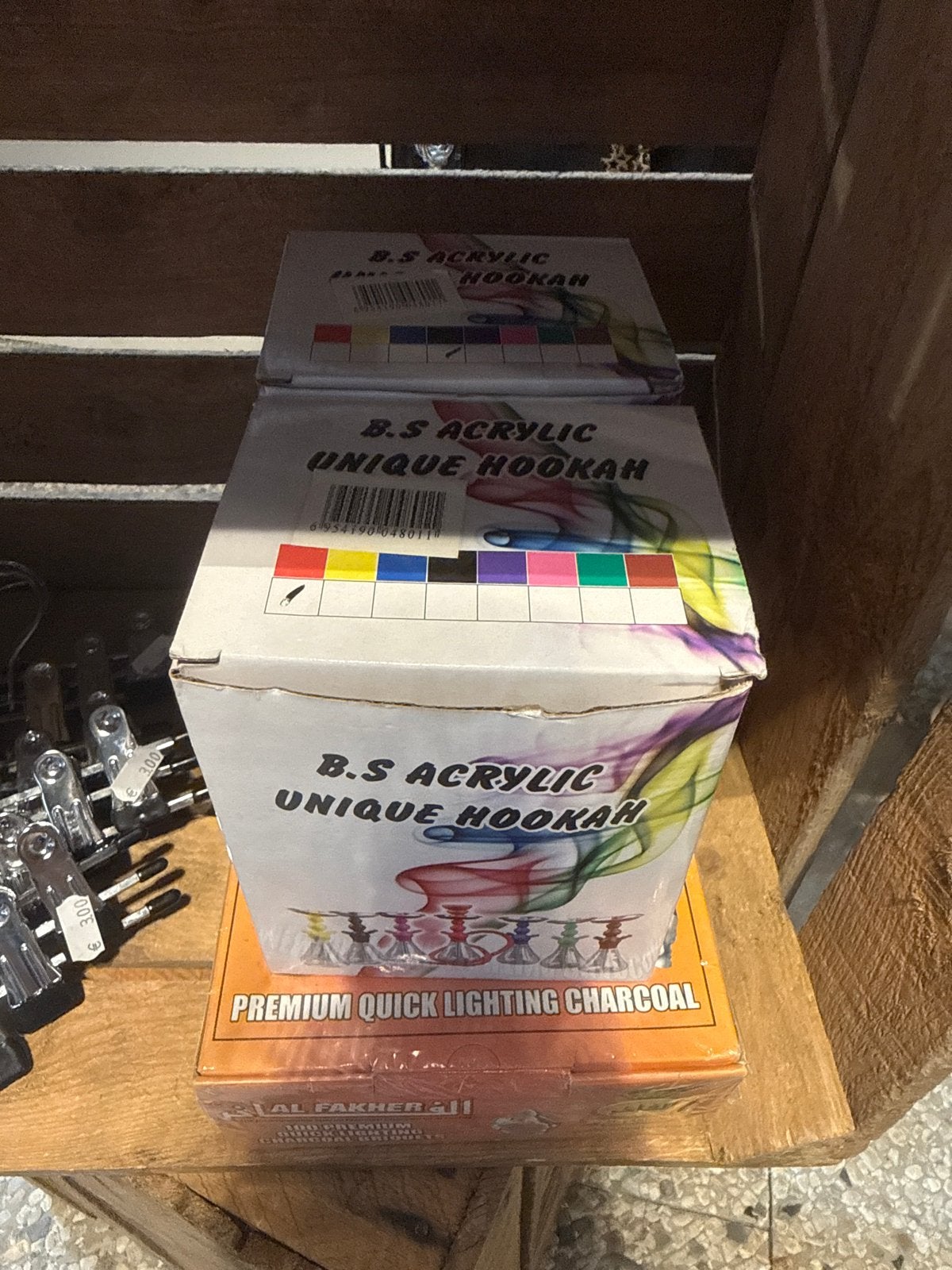 Nieuwe B.S. Acrylic Unique Hookah - Rood en Zwart, Ophalen of Verzenden, Nieuw, (Water)pijp