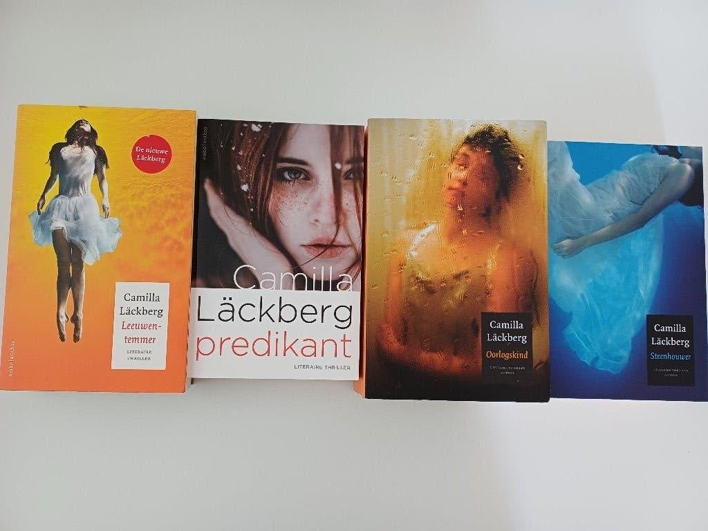 Camilla Lackberg 4 boeken, Ophalen of Verzenden, Zo goed als nieuw