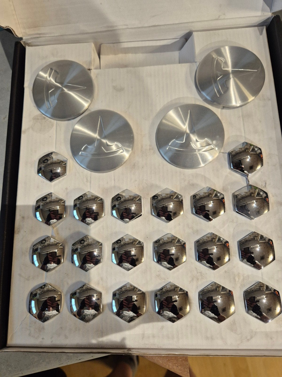 Originele Tesla Aero Wheel Caps voor Tesla Model Y, Ophalen of Verzenden, Nieuw, Personenwagen
