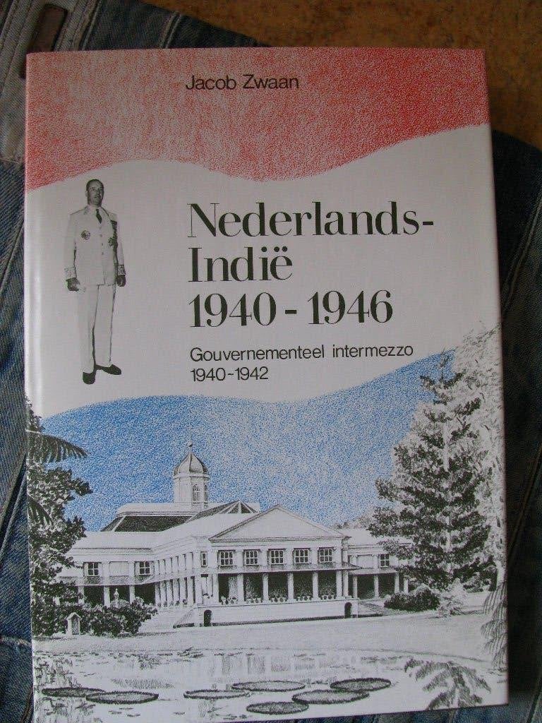 Nederlands Indië 1940/1946, Boeken, Ophalen of Verzenden, Gelezen