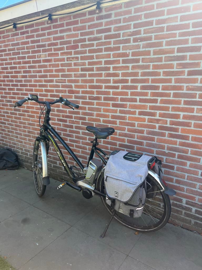 Flyer elektrische fiets met fietstassen, Gebruikt, 51 tot 55 cm, 30 tot 50 km per accu, Ophalen