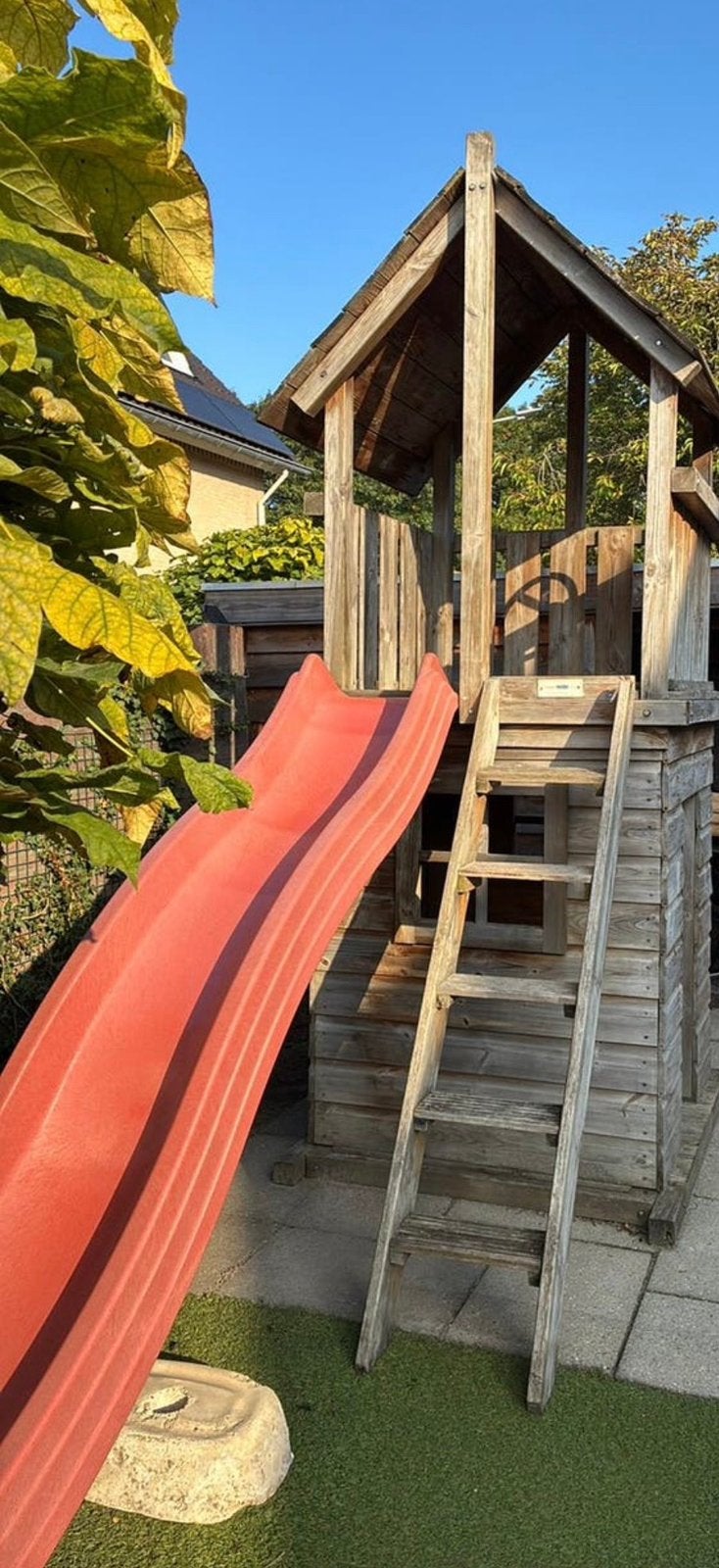 GRATIS - speeltoestel met glijbaan - hout deels rot, Kinderen en Baby's, Ophalen, Gebruikt, Hout