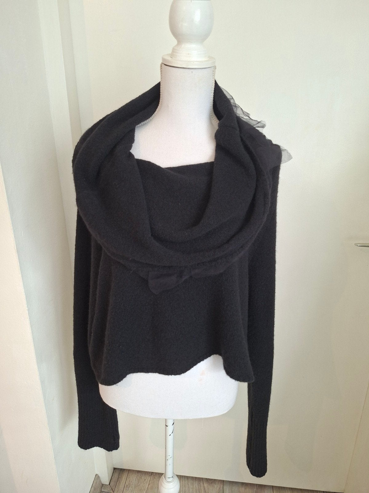 Rimini zwart kort truitje mt 4, Verzenden, Maat 46/48 (XL) of groter, Zo goed als nieuw, Lange mouw