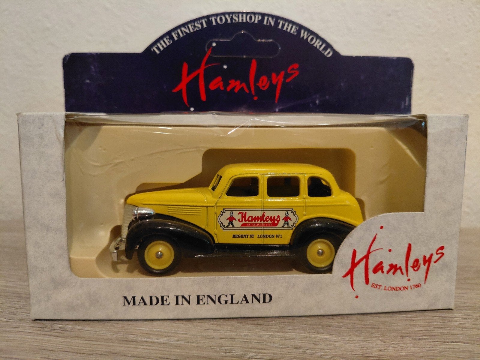 'Hamleys' 1939 Chevrolet Car, Overige merken, Auto, Verzenden, Groter dan 1:32