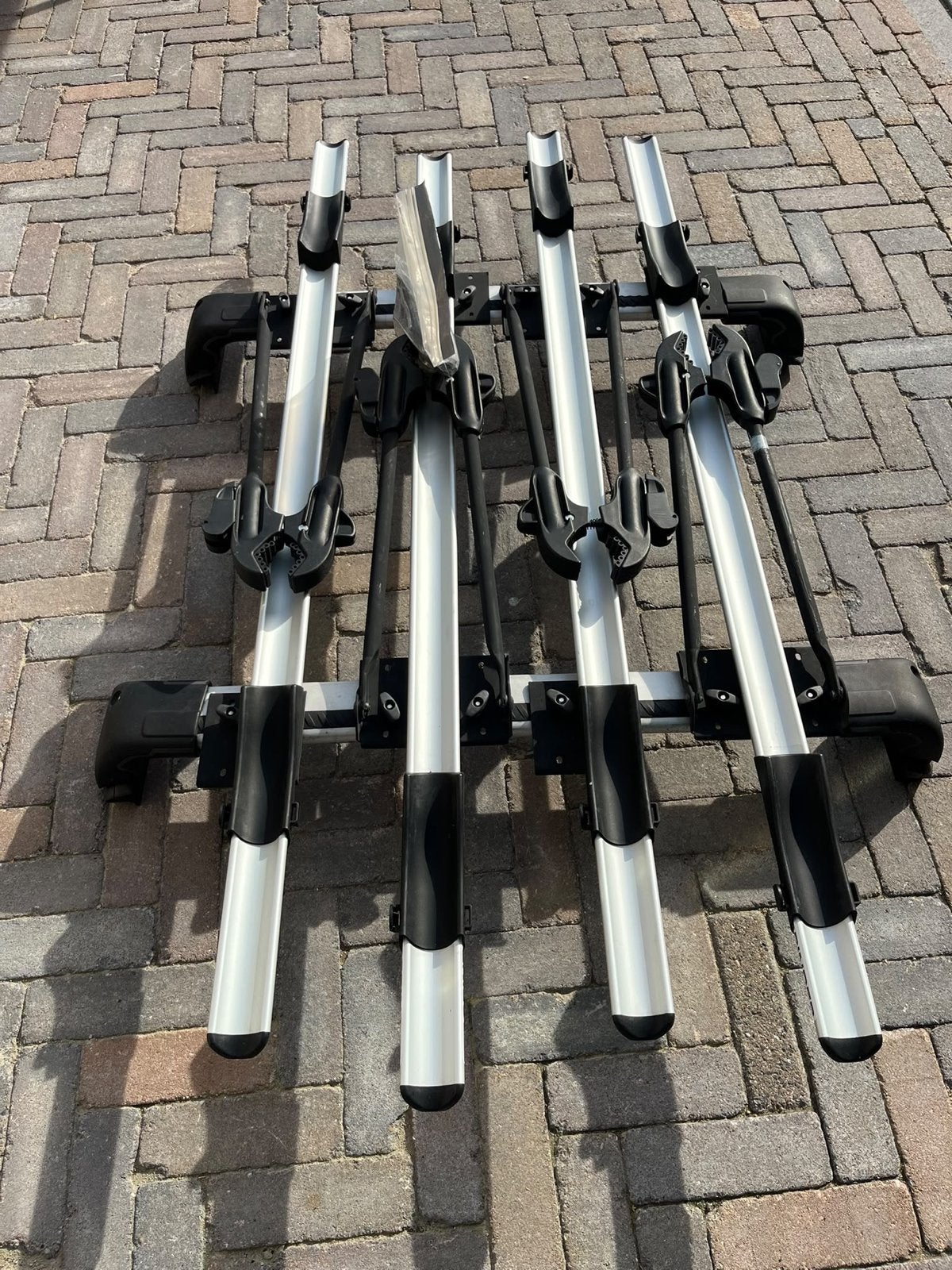 Fietsendrager voor 4 fietsen - Spinder en Thule, Auto diversen, Ophalen, 3 fietsen of meer, Gebruikt, Brede banden