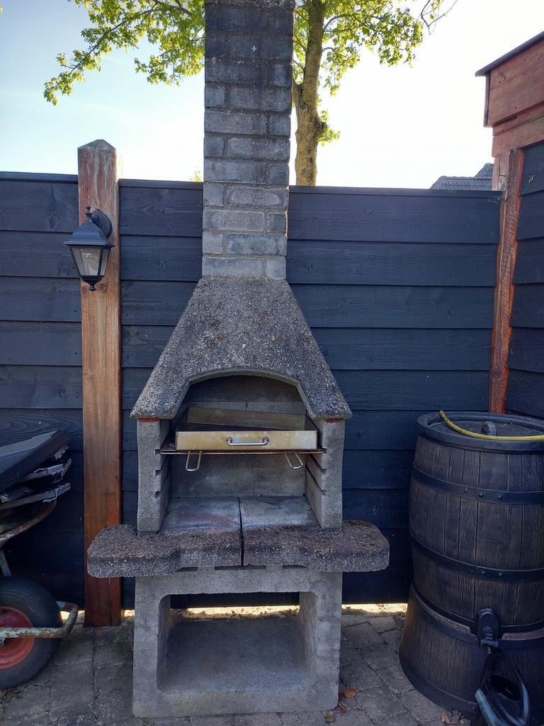 Buiten barbecue, Tuin en Terras, Ophalen, Gebruikt