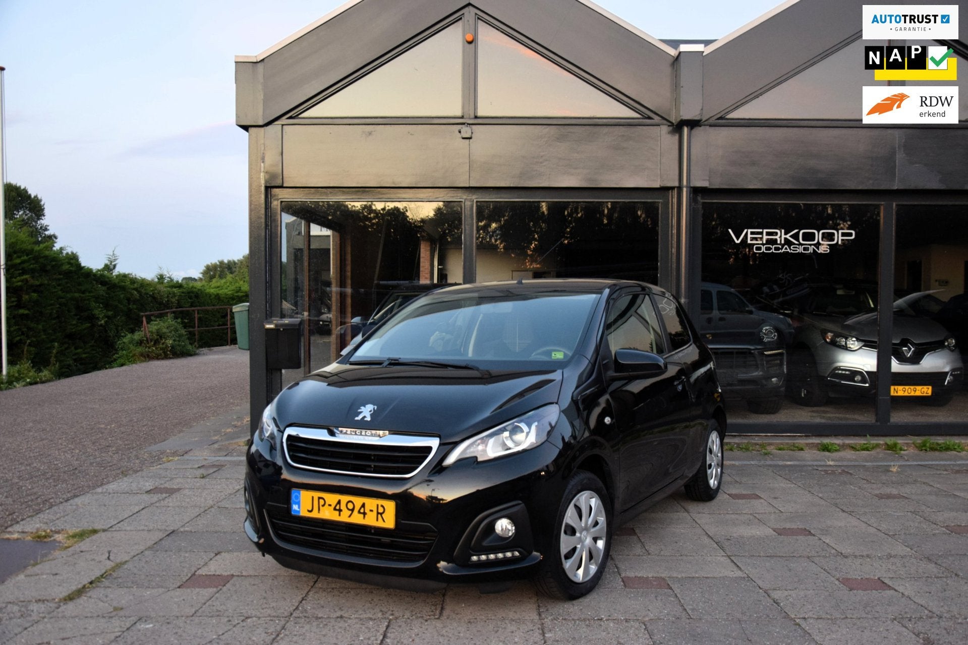 Peugeot 108 1.0 e-VTi Active Carplay Navigatie, Auto's, Voorwielaandrijving, Gebruikt, Euro 6, 4 stoelen