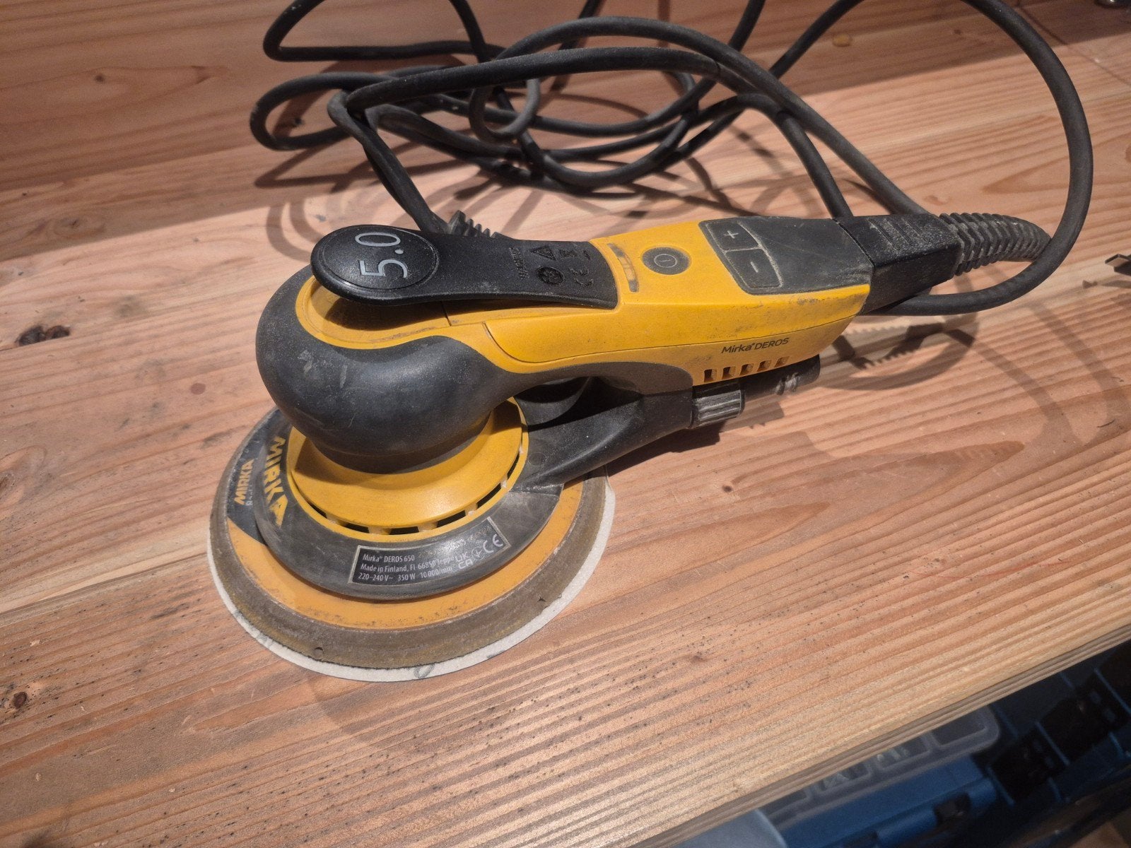 Mirka schuurmachine 5.0, Ophalen of Verzenden, Gebruikt, Minder dan 600 watt, Excentrische schuurmachine