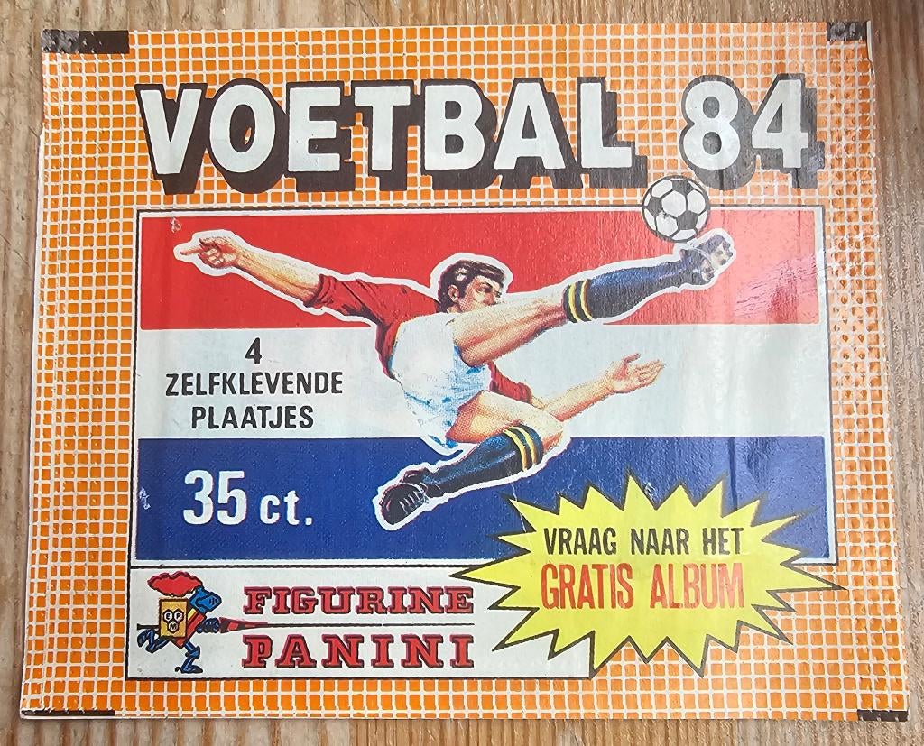 Panini Voetbal 84 Gesloten Zakje/Pakje Zeldzaam!, Verzenden, Zo goed als nieuw, Meerdere stickers