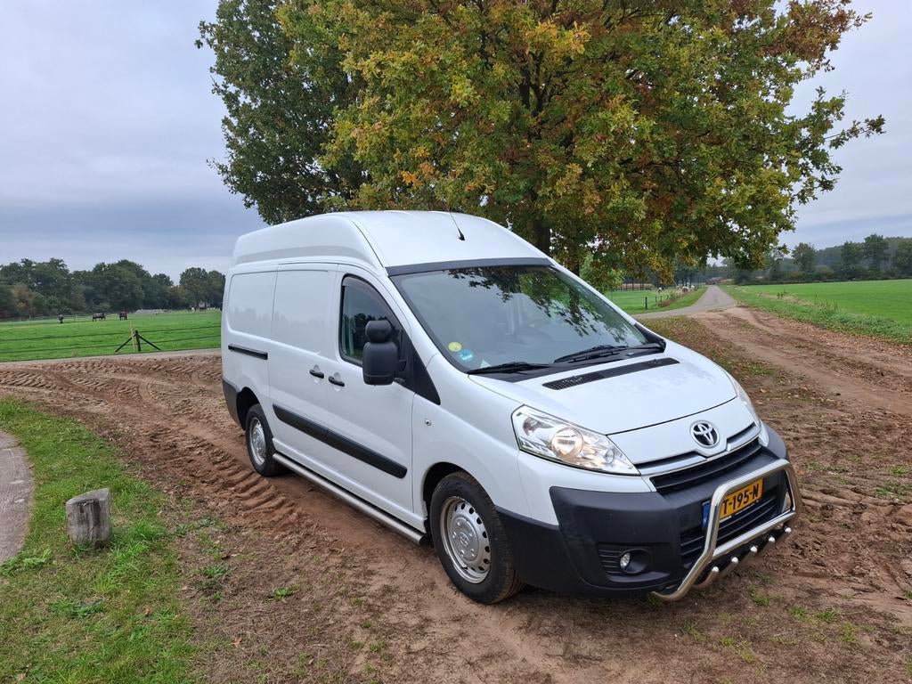 Toyota Proace 2.0HDi L2H2 2016 Marge!, Auto's, Euro 5, Stof, Zwart, 4 cilinders