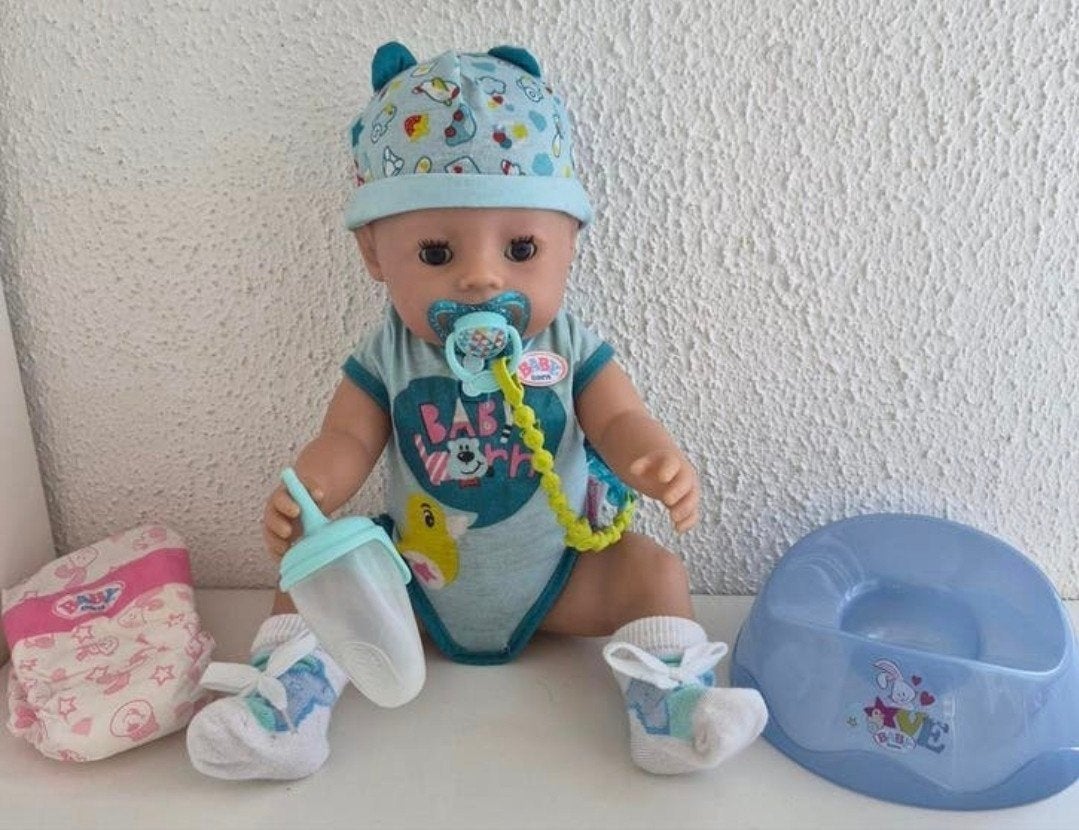 Baby Born pop Boy Soft Touch Babyborn.

Als Nieuw, Kinderen en Baby's, Ophalen of Verzenden, Zo goed als nieuw, Babypop
