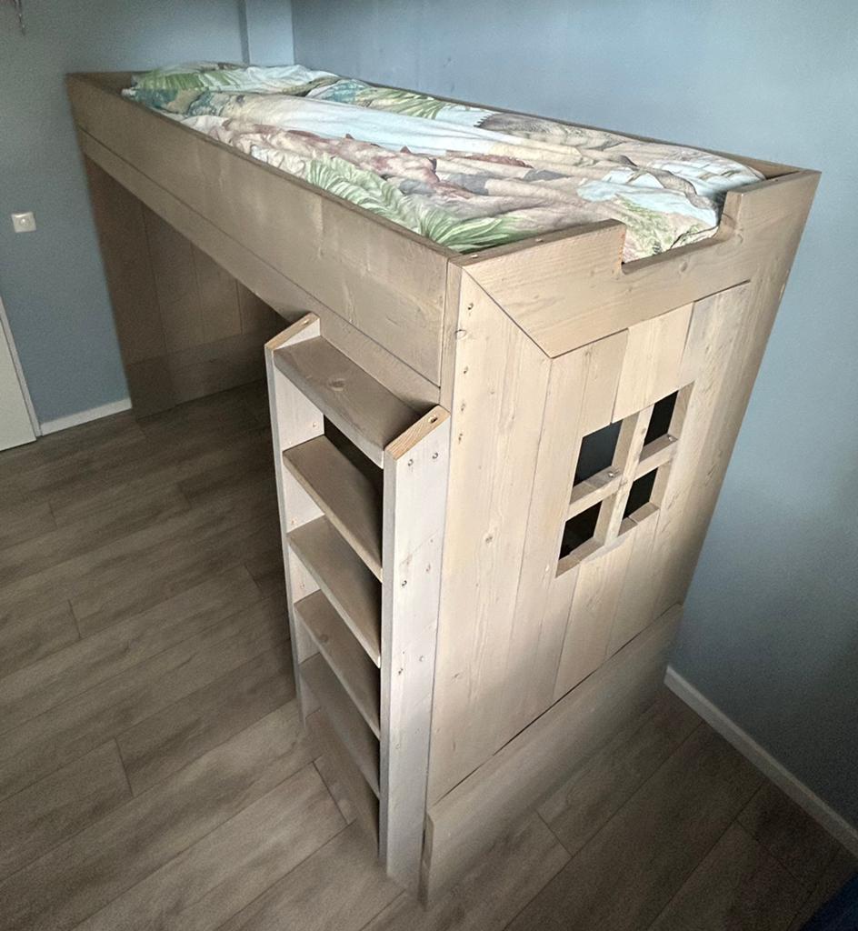 Steigerhouten hoogslaper met opbergruimte, Ophalen, Gebruikt, Hoogslaper