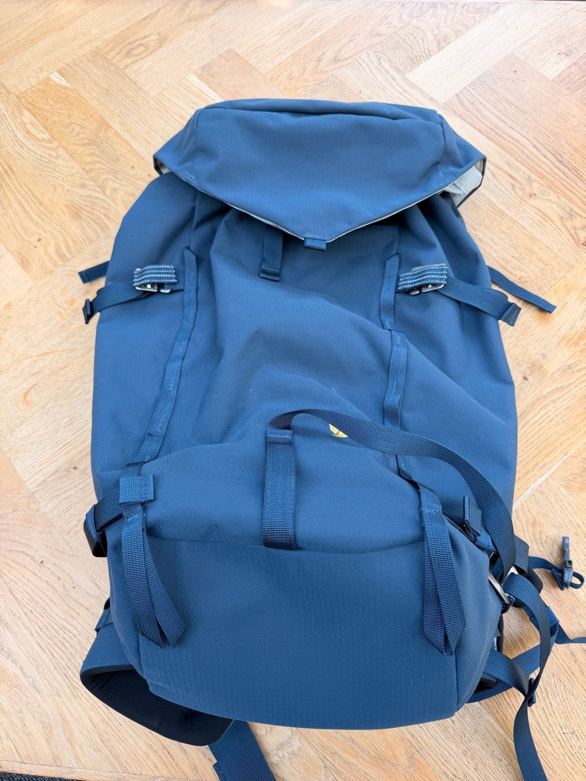 Fjällräven 38 bergtagen m/l, Ophalen, Zo goed als nieuw, Rugzak