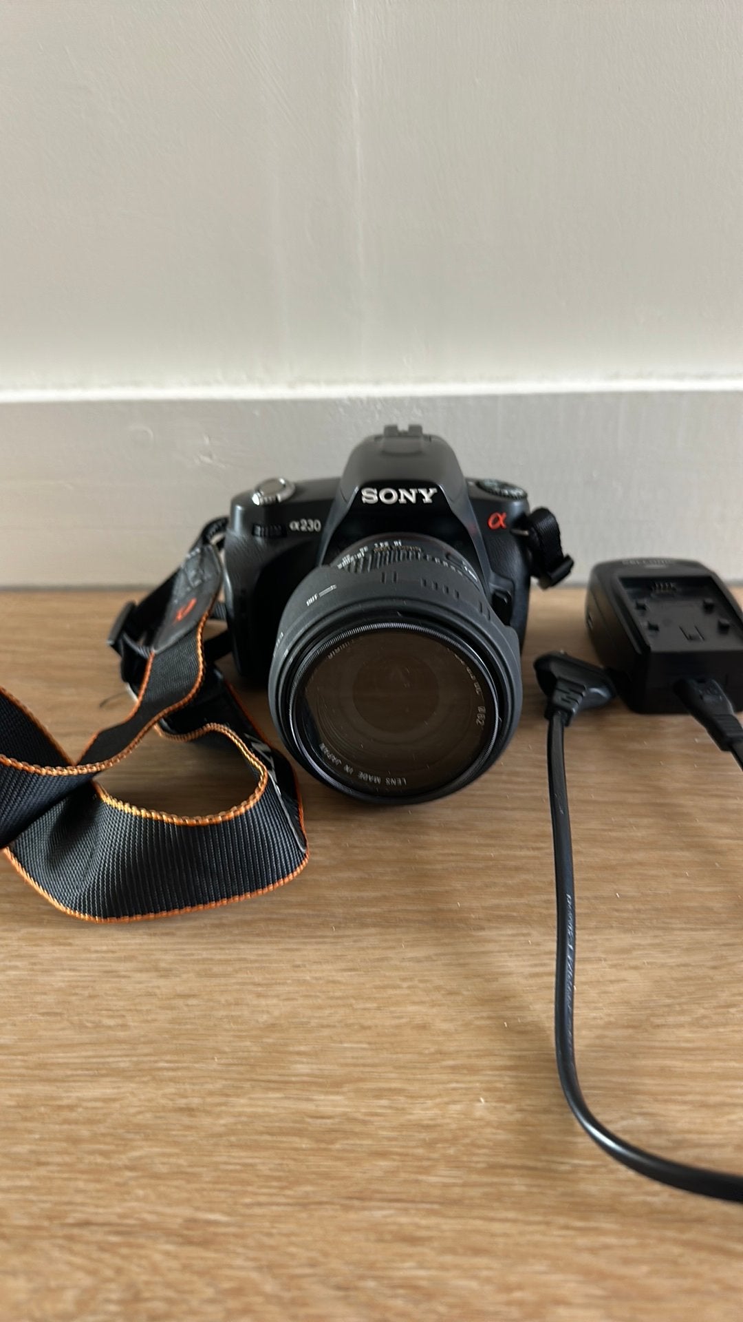Sony a230, Audio, Tv en Foto, Ophalen of Verzenden, Gebruikt, Sony, 8 keer of meer