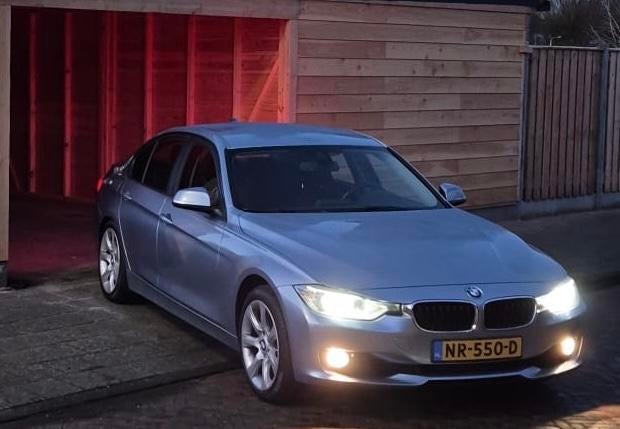 BMW 3-Serie | 328i | 2014, Auto's, BMW, 745 kg, Zwart, 4 cilinders, Blauw