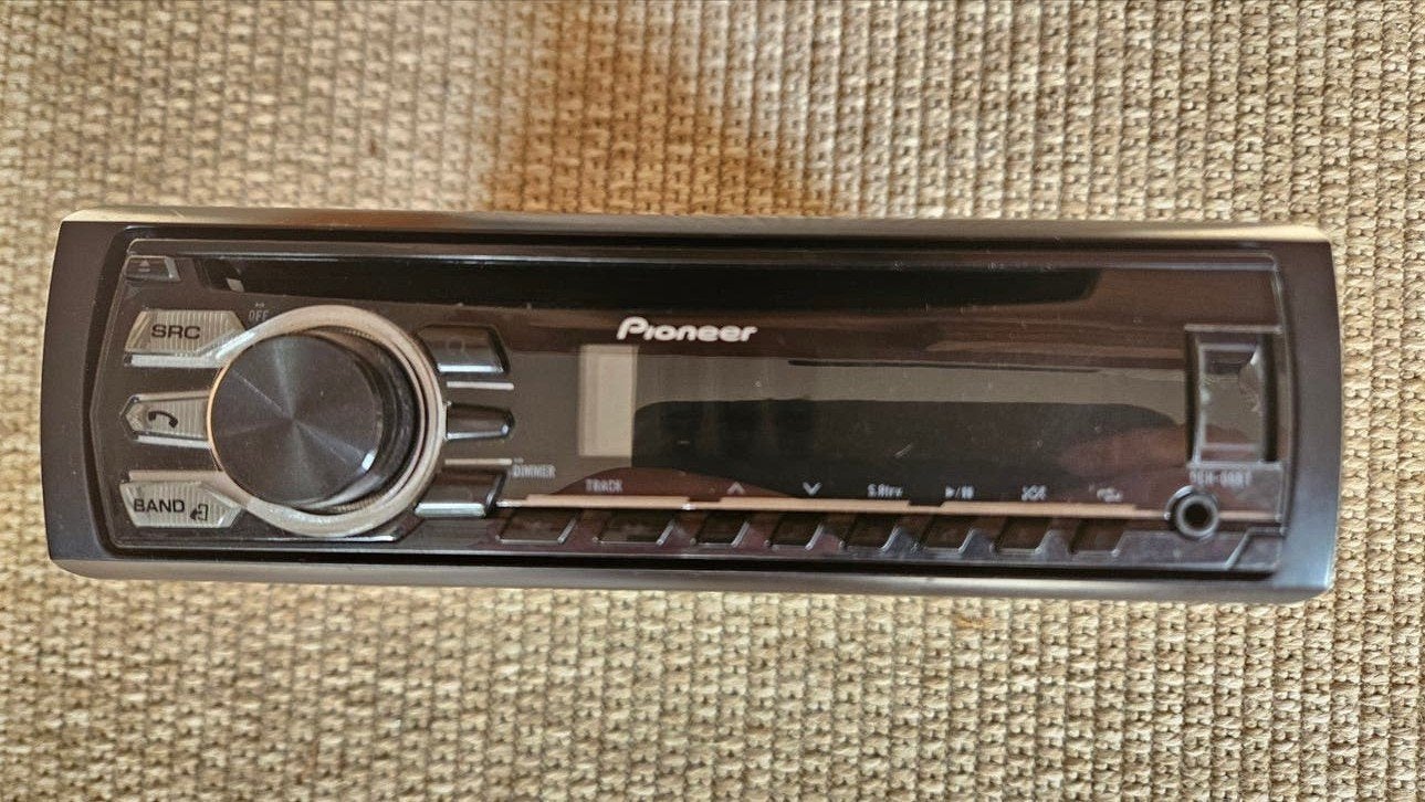 Pioneer DEH-09BT Autoradio met Bluetooth, Ophalen of Verzenden, Zo goed als nieuw