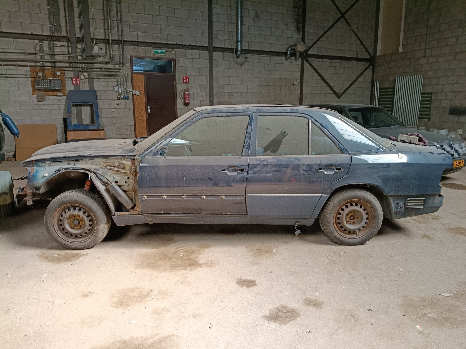 Mercedes W124 onderdelen pakket, Ophalen, Gebruikt, Mercedes-Benz, Achterklep