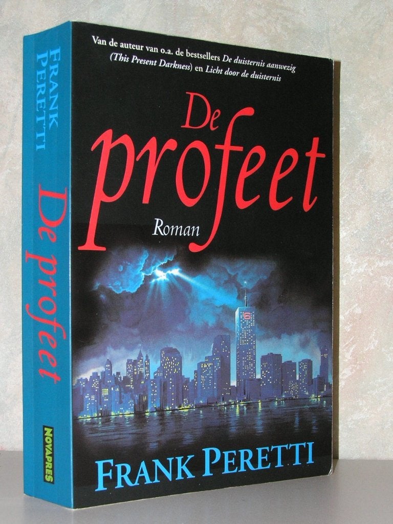 Frank Peretti - De profeet (uitvoering met blauwe rug), Boeken, Ophalen of Verzenden, Zo goed als nieuw