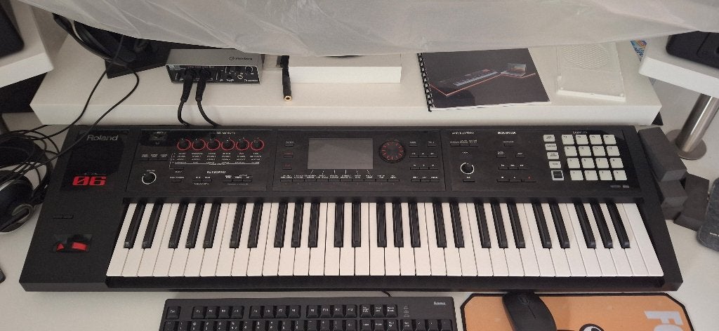 Roland FA-06 Synthesizer, Ophalen, Zo goed als nieuw, 61 toetsen, Roland