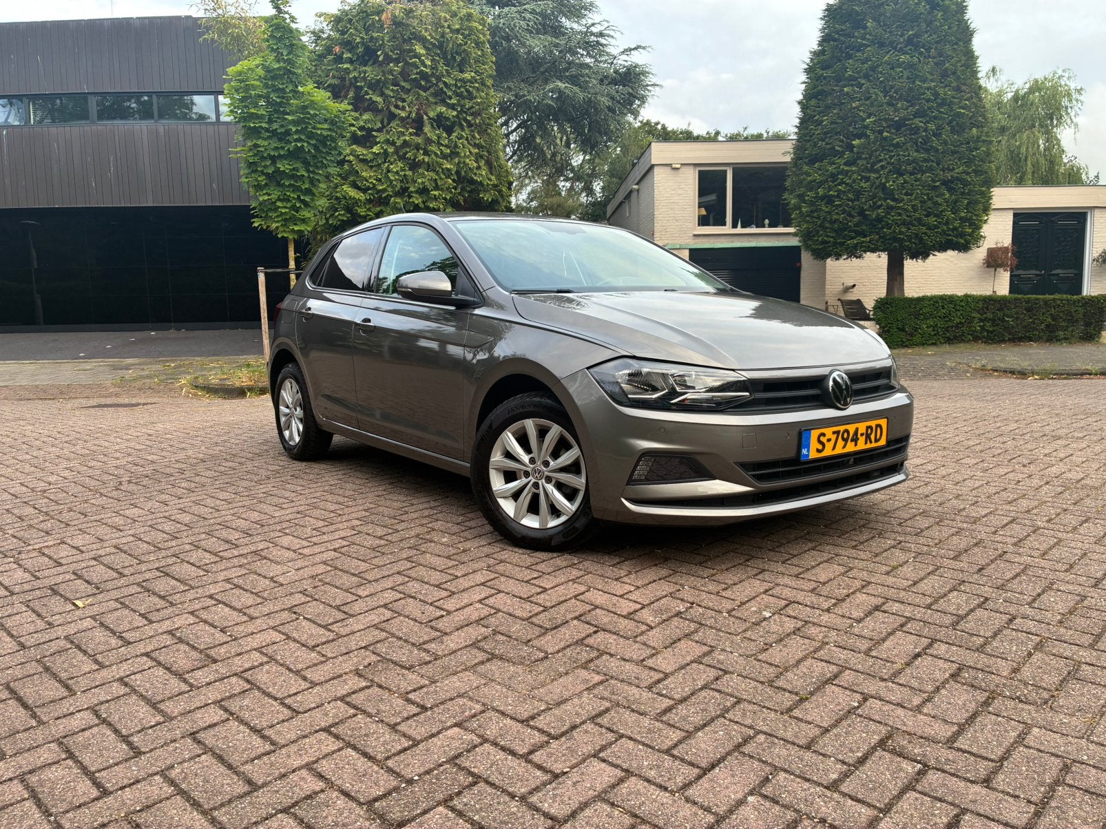 Volkswagen Polo 1.0 TSI 95pk 7-DSG 2021 Grijs, Auto's, Volkswagen, 95 pk, 1096 kg, 49 €/maand, Bedrijf