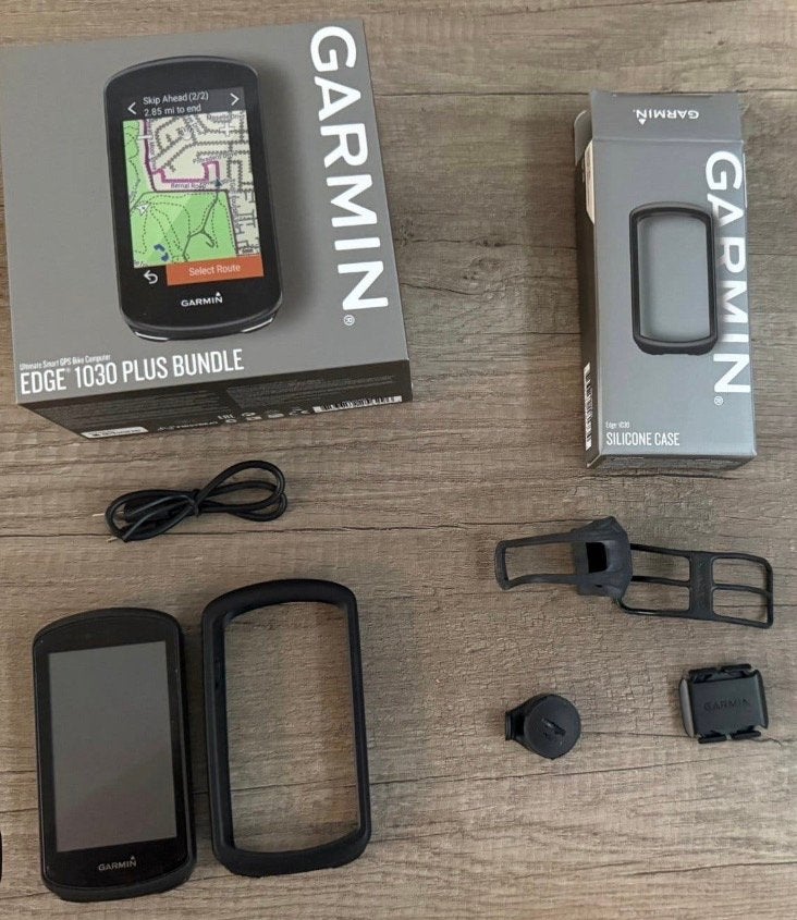 Garmin Edge 1030 Plus Fietscomputer met GPS, Ophalen of Verzenden, Cadanssensor, Zo goed als nieuw