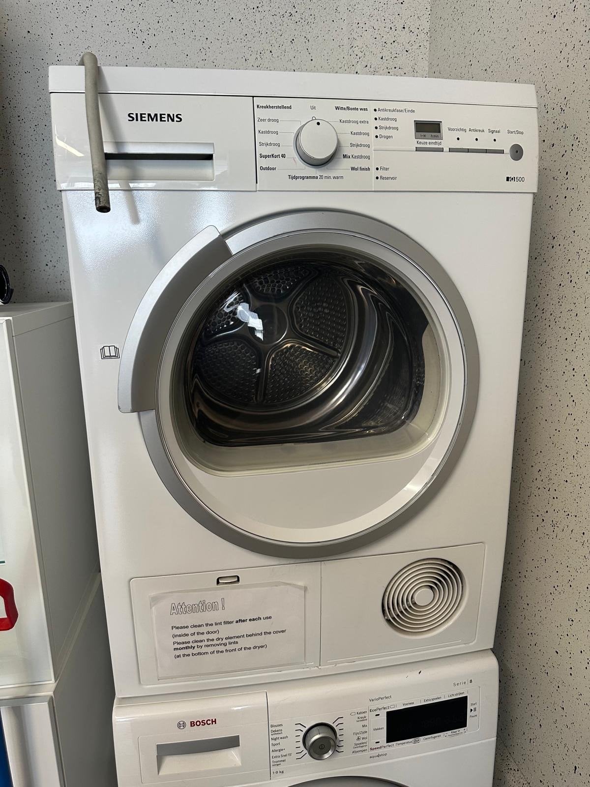 Bosch Serie 8 Wasmachine (9kg) + Siemens iQ500 Droger