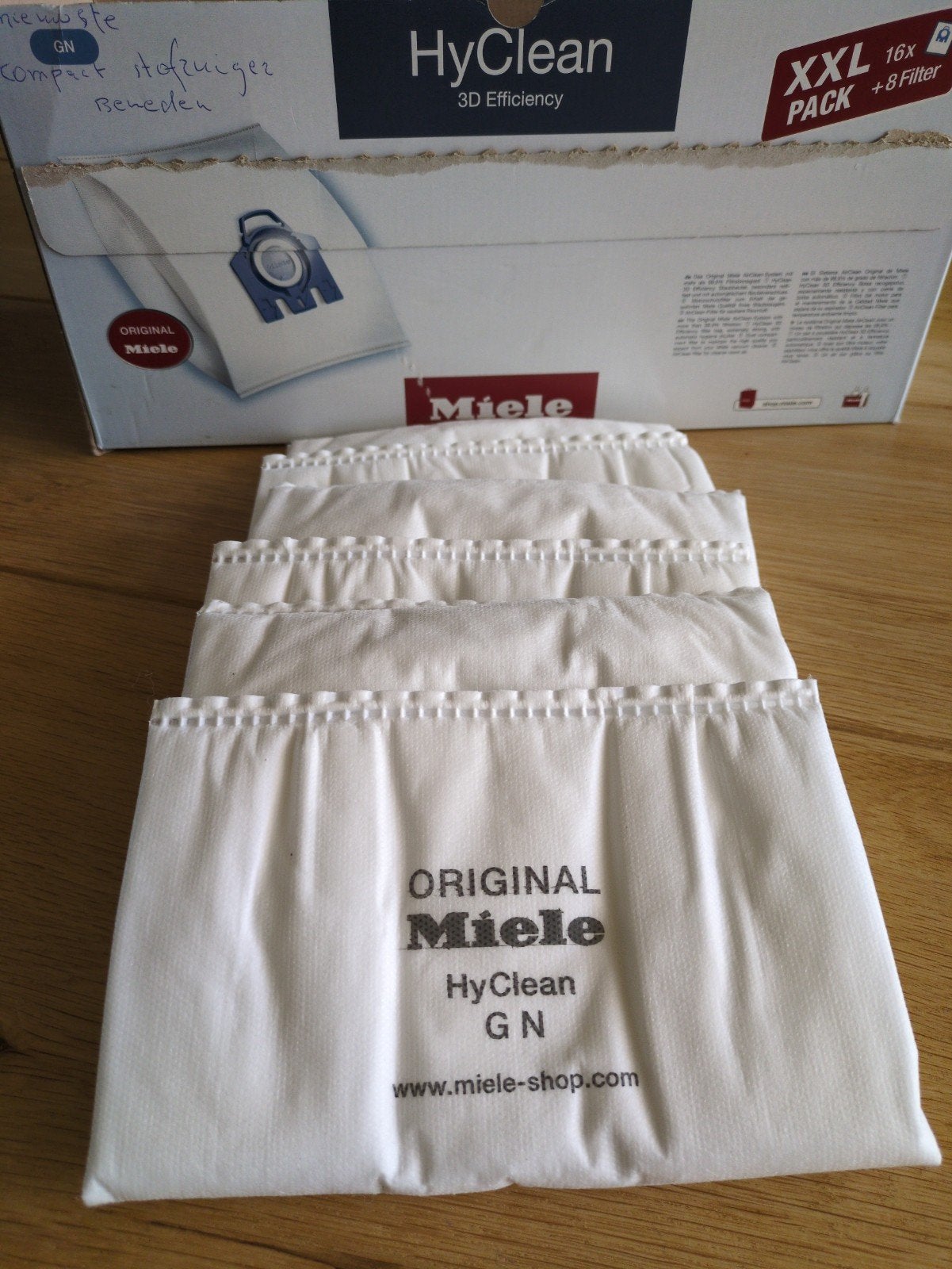 Miele stofzakken HyClean GN 3 stuks met filters origineel, Stofzak, Inclusief accessoires, Nieuw, Ophalen of Verzenden