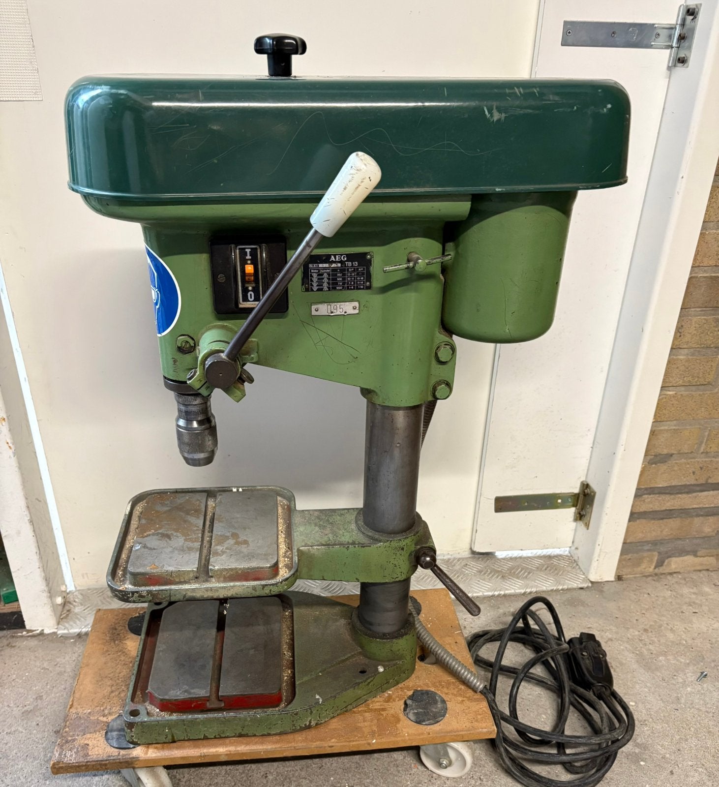 Tafelboormachine / kolomboormachine (krachtstroom)., Ophalen, Variabele snelheid, Kolomboormachine, Gebruikt