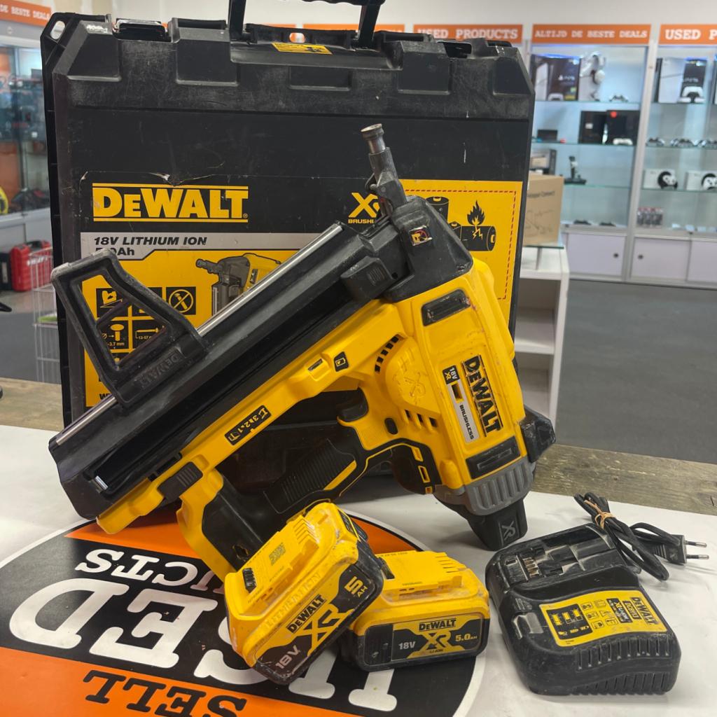 DeWalt DCN890P2 Accu Betontacker Incl 2x 5Ah Accu & Lader, Doe-het-zelf en Verbouw, Gereedschap | Overige machines, Dewalt, Zo goed als nieuw