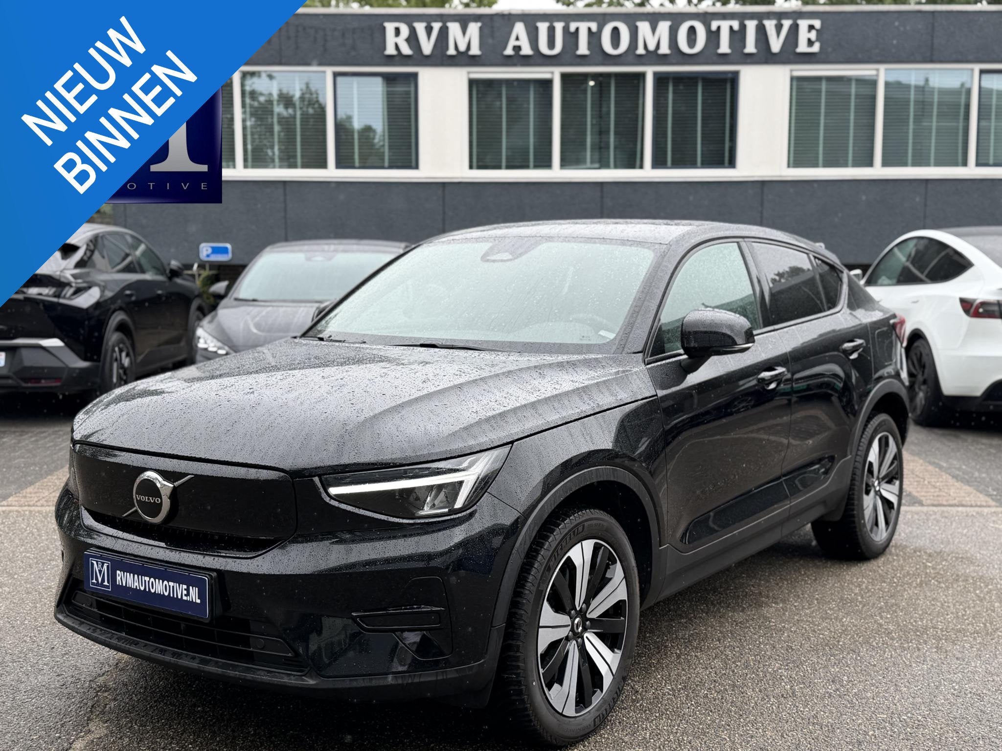 Volvo EC40 Recharge Plus 69 kWh VOL OPTIES| ELEKTRISCHE ACHT, Auto's, Volvo, Stof, Gebruikt, Zwart, 231 pk