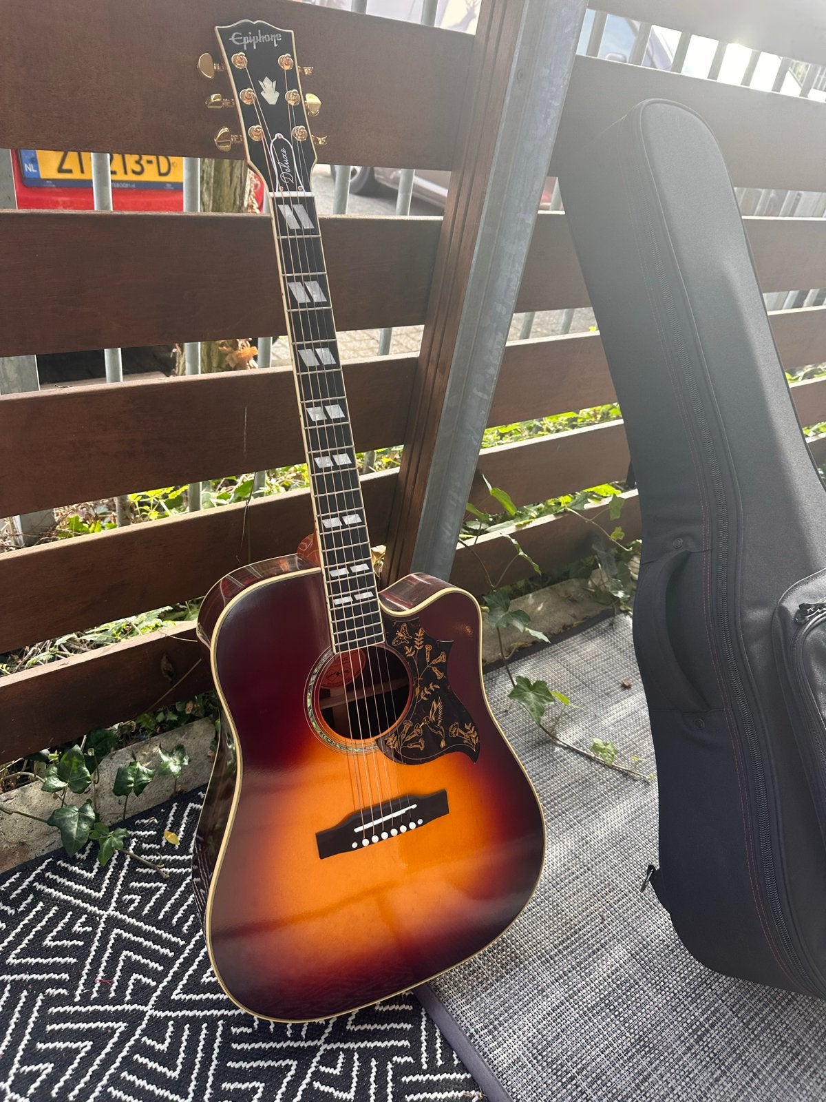 Epiphone Hummingbird Inspired by Gibson Custom, Ophalen of Verzenden, Zo goed als nieuw, Western- of Steelstringgitaar, Met koffer