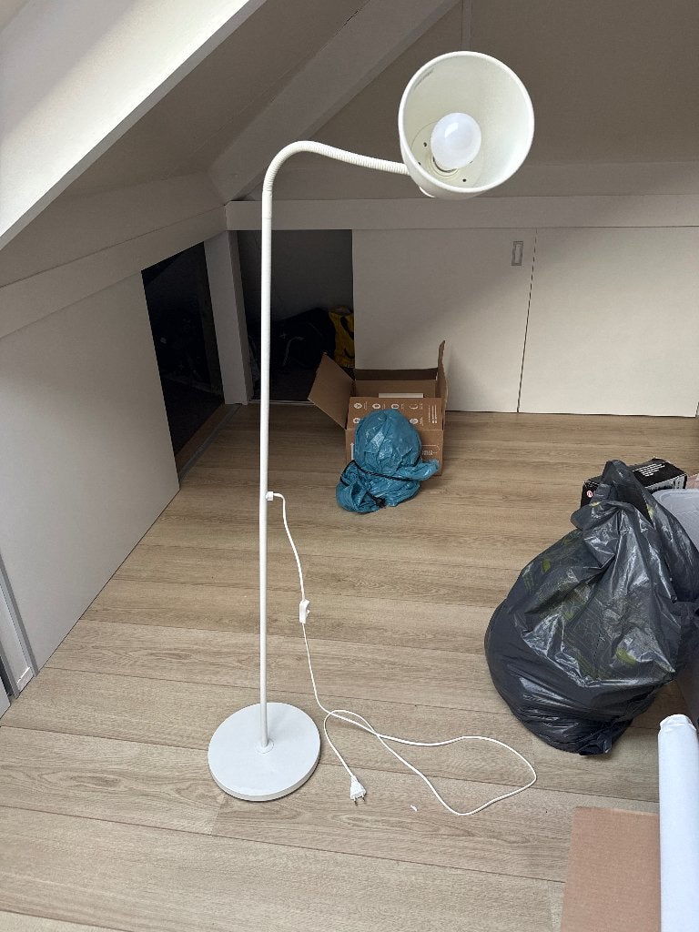 IKEA LERSTA vloer-/leeslamp, Huis en Inrichting, Lampen | Vloerlampen, Ophalen, Zo goed als nieuw