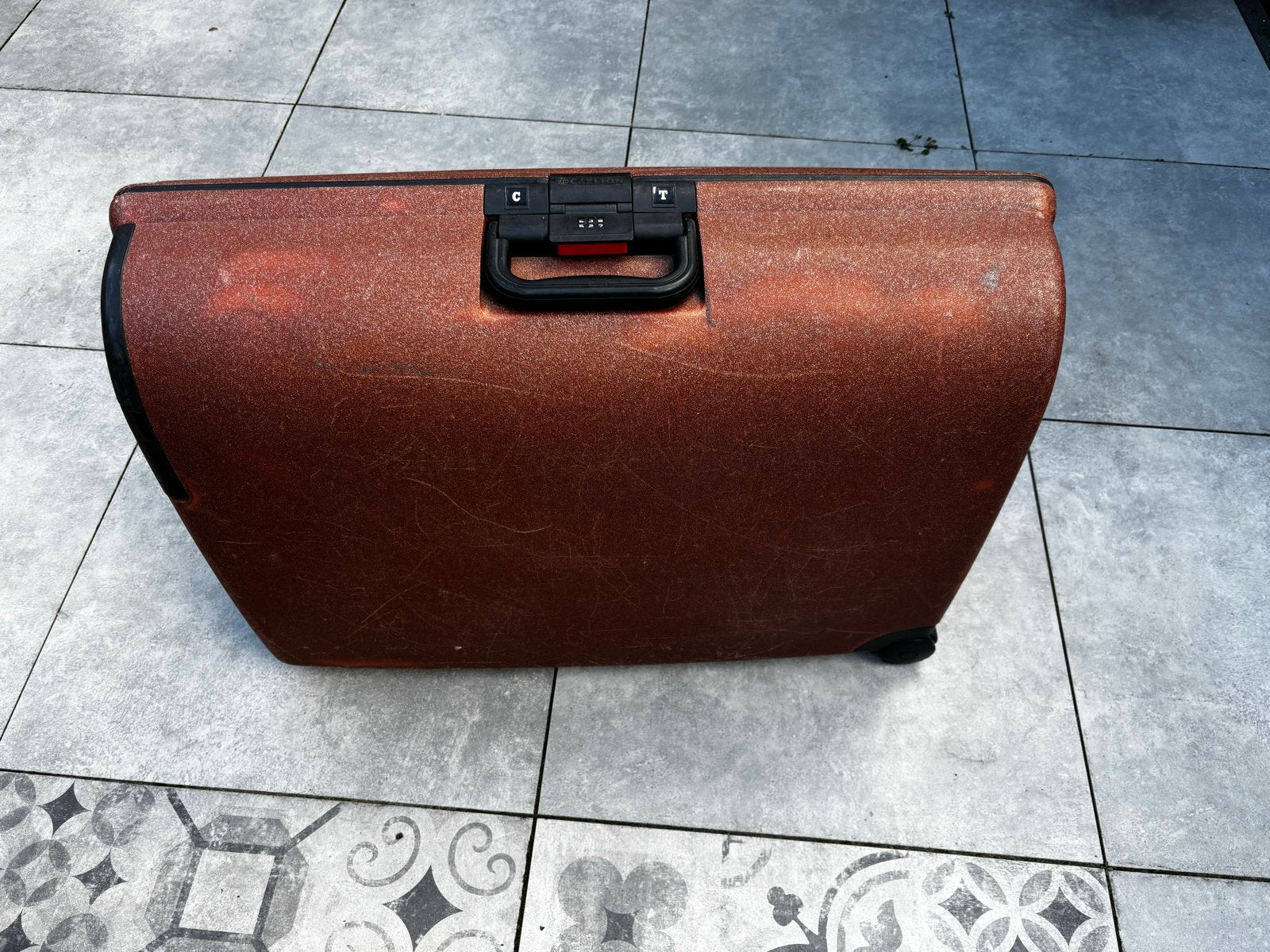Carlton Koffer met Wieltjes - Bronskleurig, Sieraden, Tassen en Uiterlijk, Tassen | Reistassen en Weekendtassen, Ophalen, 40 tot 60 cm