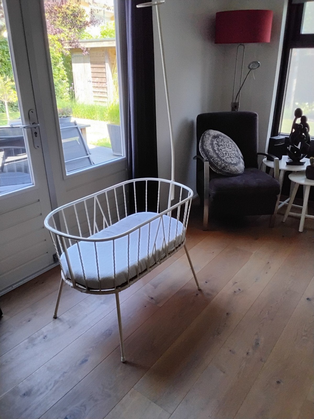 Stalen wieg met matras, Ophalen, Gebruikt, Wieg
