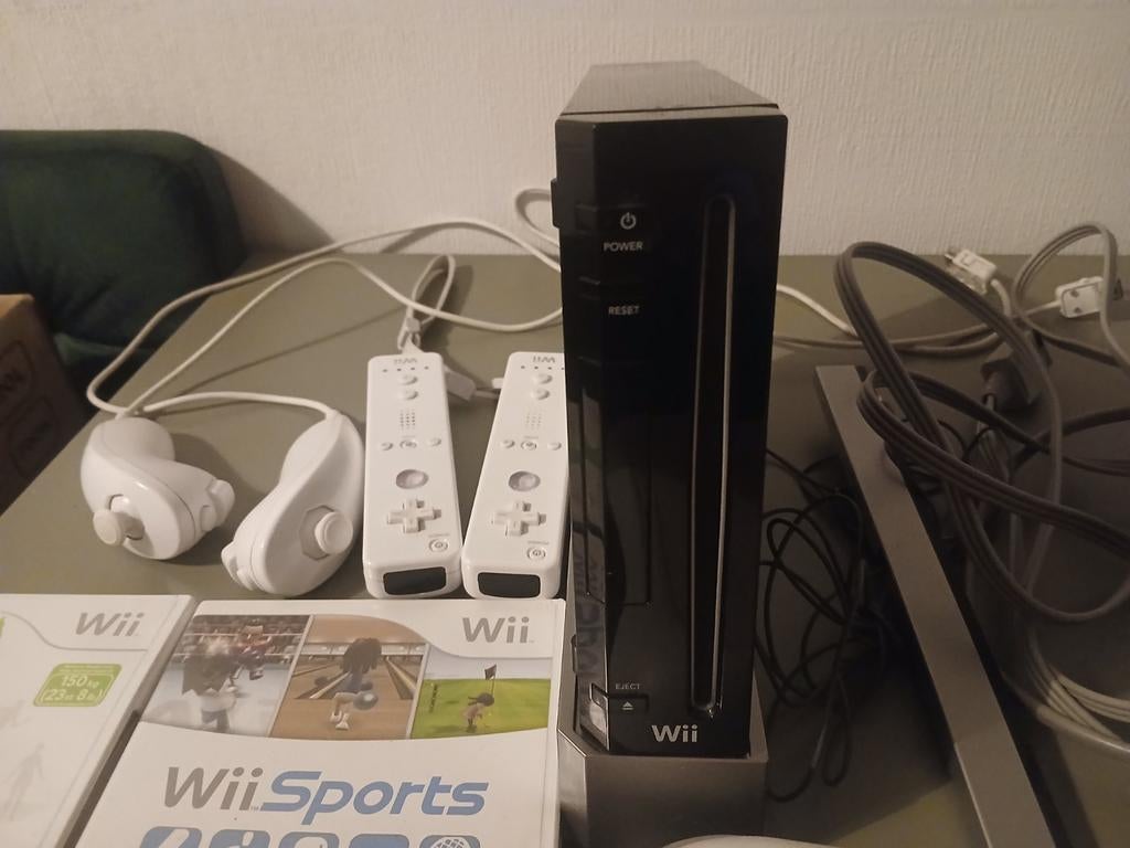 Nintendo Wii Zwart Compleet met Games en Balance Board, Spelcomputers en Games, Spelcomputers | Nintendo Wii, Ophalen, Gebruikt