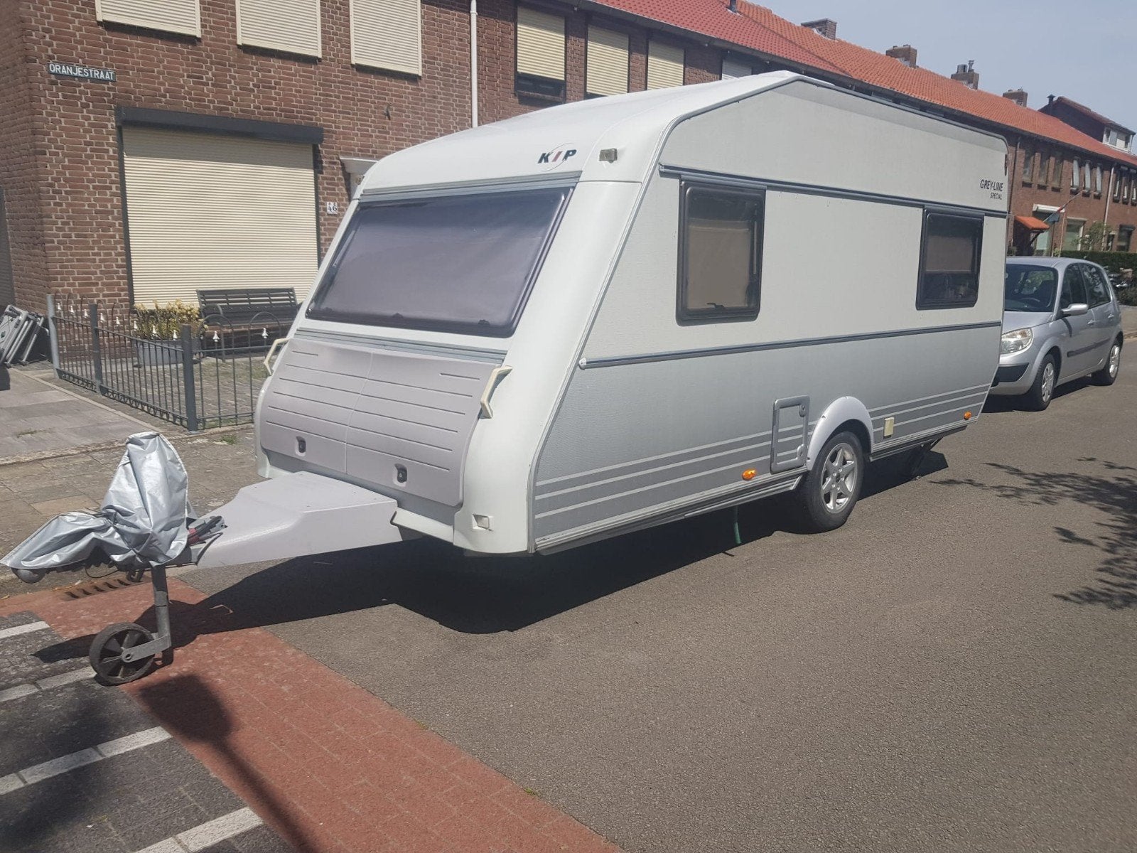 Kip Grey-Line 44 TTZ Caravan uit 2000 met veel extra's, Caravans en Kamperen, Mover, Vast bed, Kip, Treinzit