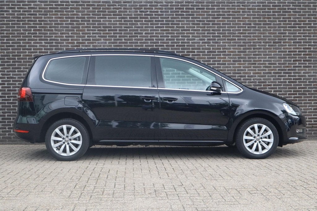 Volkswagen Sharan 1.4 TSI 150pk DSG Exclusive Series | 7 Per, Auto's, Volkswagen, 12 maanden, Stof, 4 cilinders, 7 stoelen