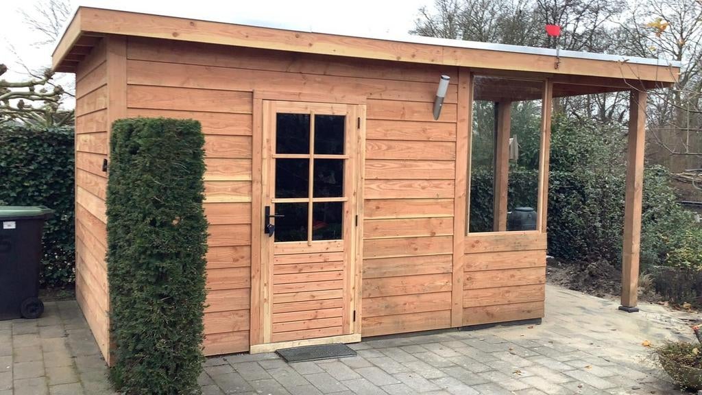 Overkappingen, tuinhuis, carporte, schuur, schutting, Ophalen, Nieuw, 500 cm of meer, 3 ramen of meer