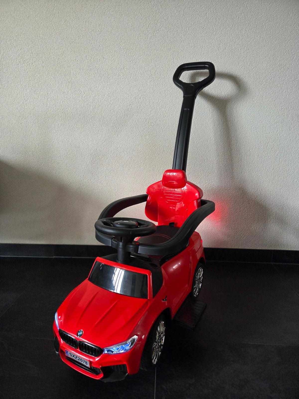 Loopauto BMW, Ophalen, Zo goed als nieuw