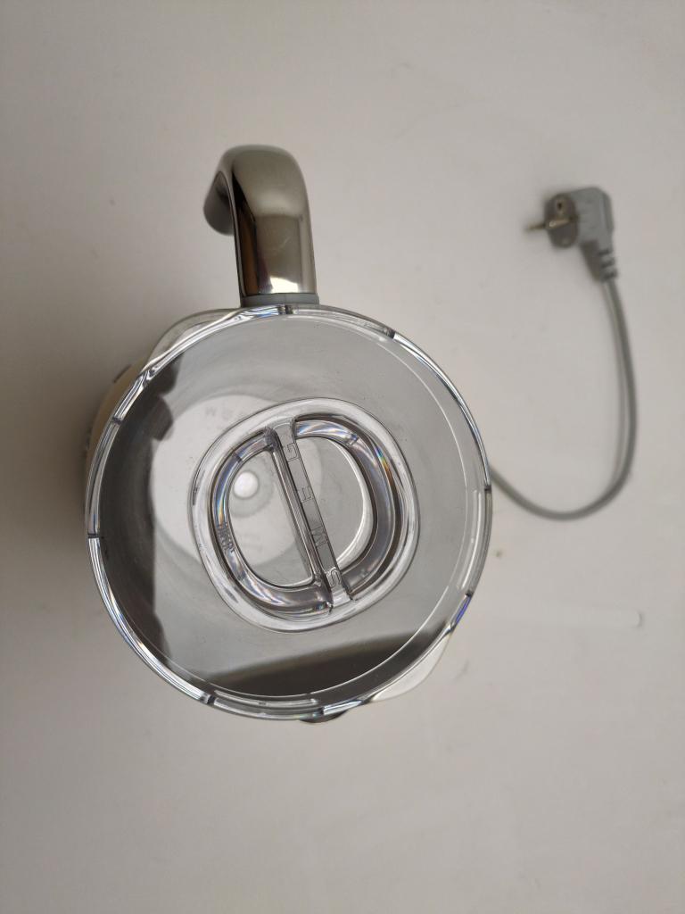 SMEG melkopschuimer MFF11 creme - Retourdeal, Witgoed en Apparatuur, Melkopschuimers, Info@mystore.nl, Elektrische melkopschuimer