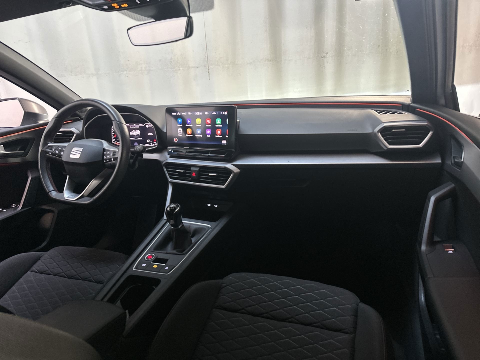 Seat Leon 1.0 TSI FR Business Intense Camera Virtual Cockpit, Stof, Gebruikt, Met garantie (alle), Leon