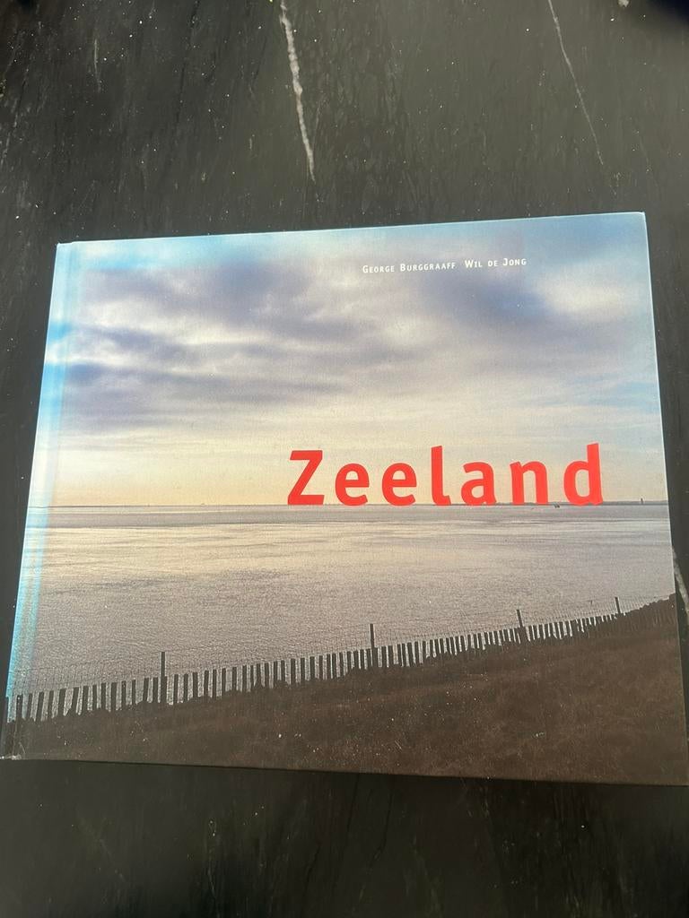 ZEELAND, Ophalen of Verzenden, Zo goed als nieuw, George Burggraaff & Wil De Jong