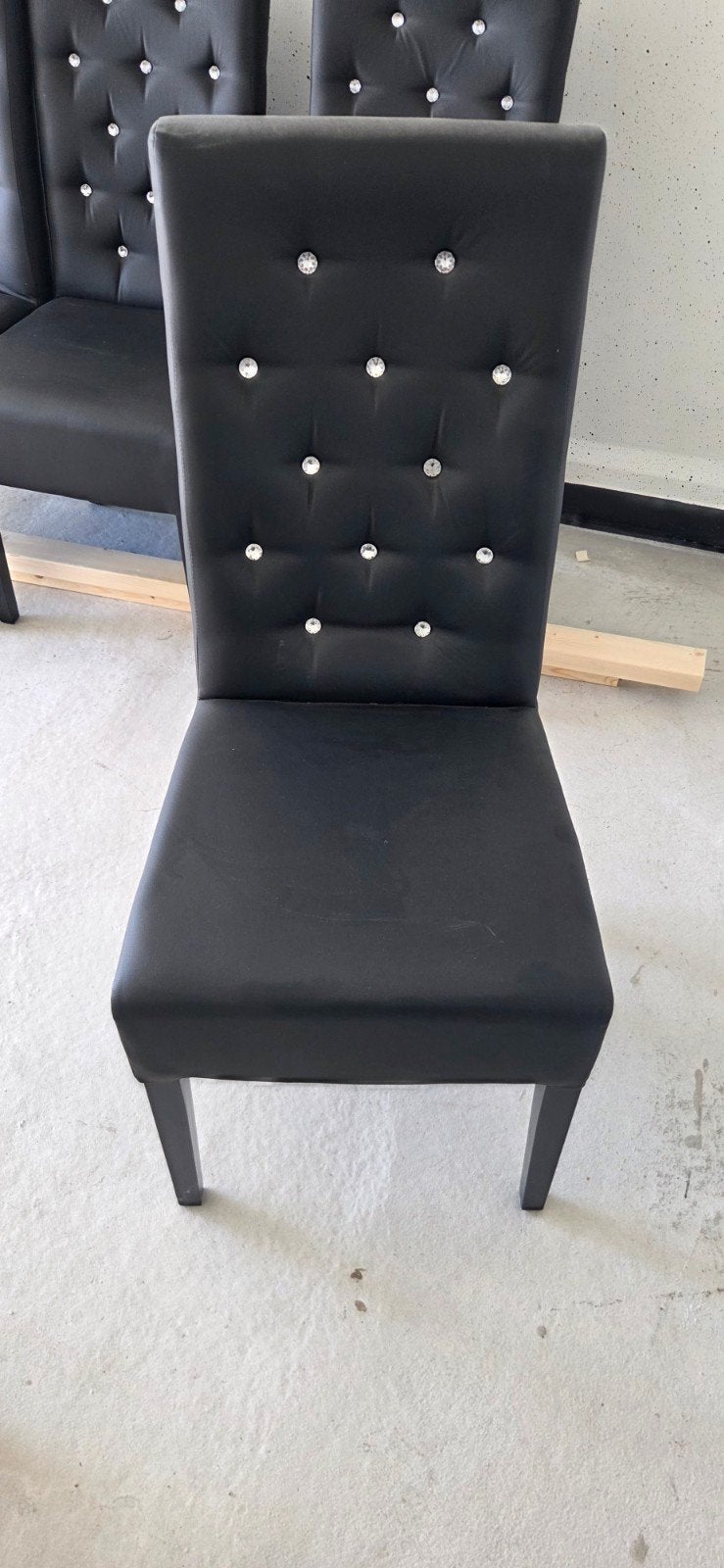 Zwarte eetkamerstoelen met tafel met strass steentjes, Ophalen, Gebruikt, Twee, Zwart
