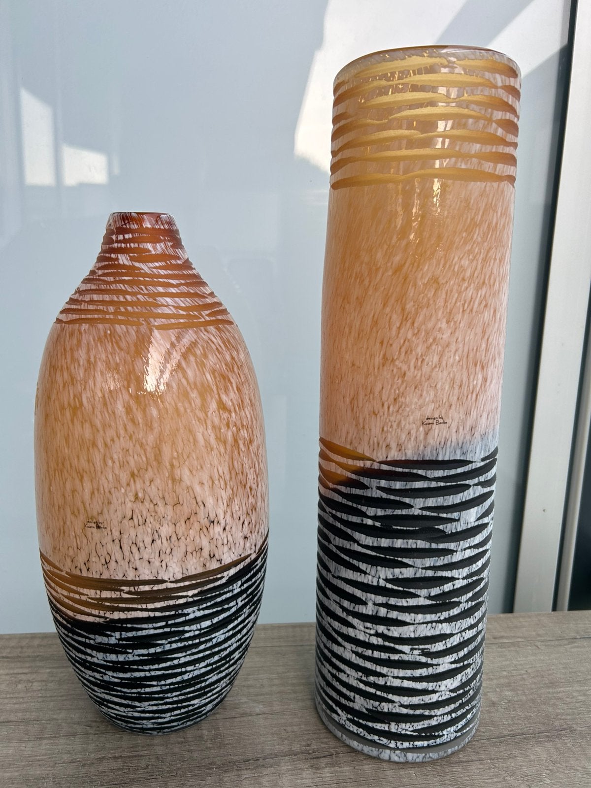 Set van 2 brutalistische zware vazen | Kjeld Jordan, Ophalen of Verzenden, Zo goed als nieuw, Overige kleuren, Glas