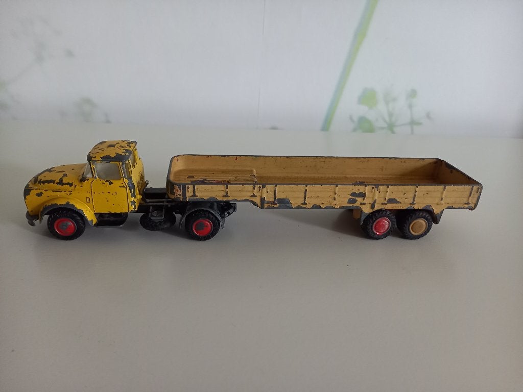 Daf torpedo met oplegger los vast, Ophalen of Verzenden, Gebruikt, Bus of Vrachtwagen, Lion Toys