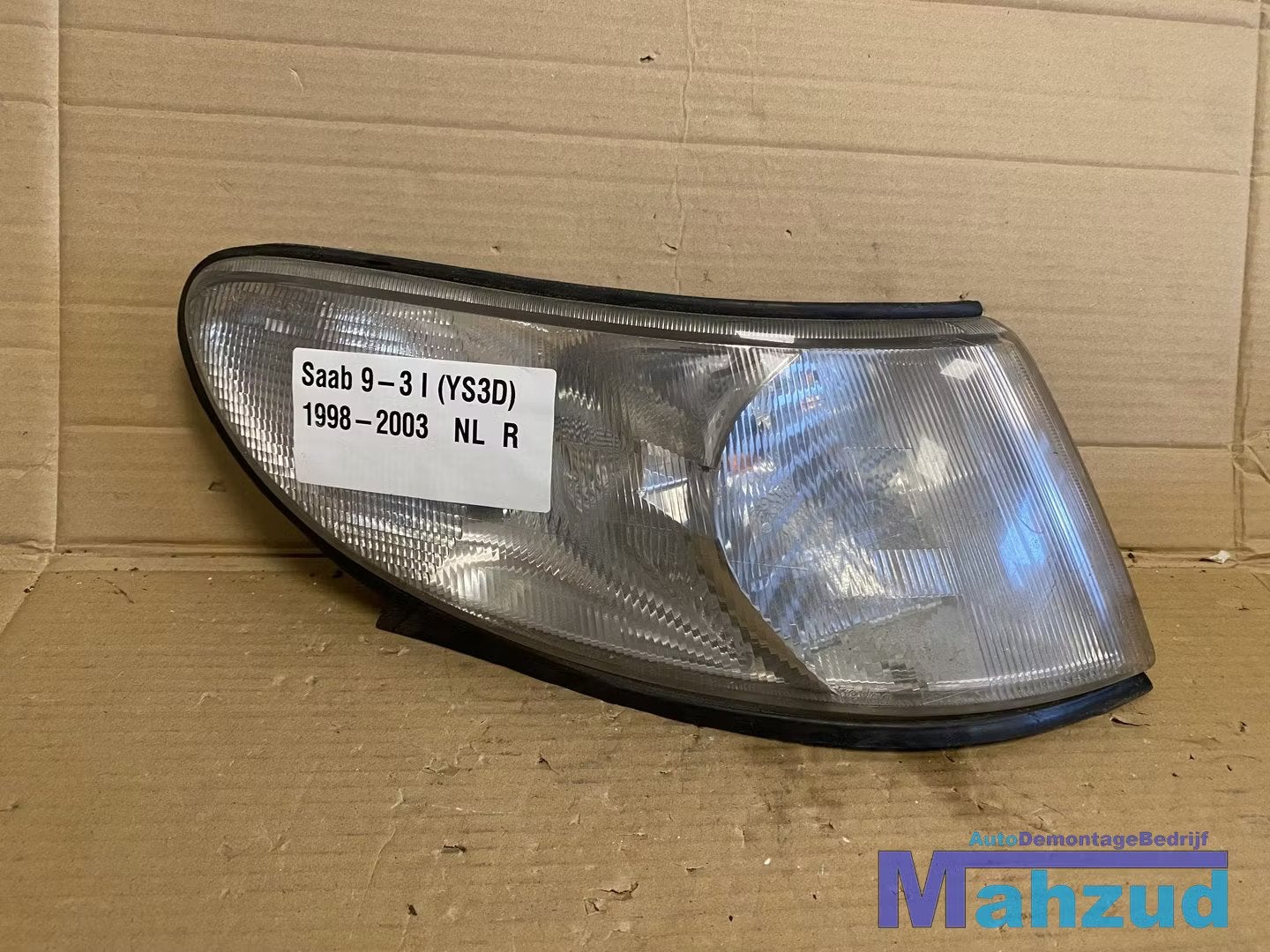 SAAB 9-3 1 YS3D Rechts knipperlicht 1998-2003, Auto-onderdelen, Gebruikt, Saab Automobile AB (defunct), Saabvagen 1
461 80  Trollhattan, SE