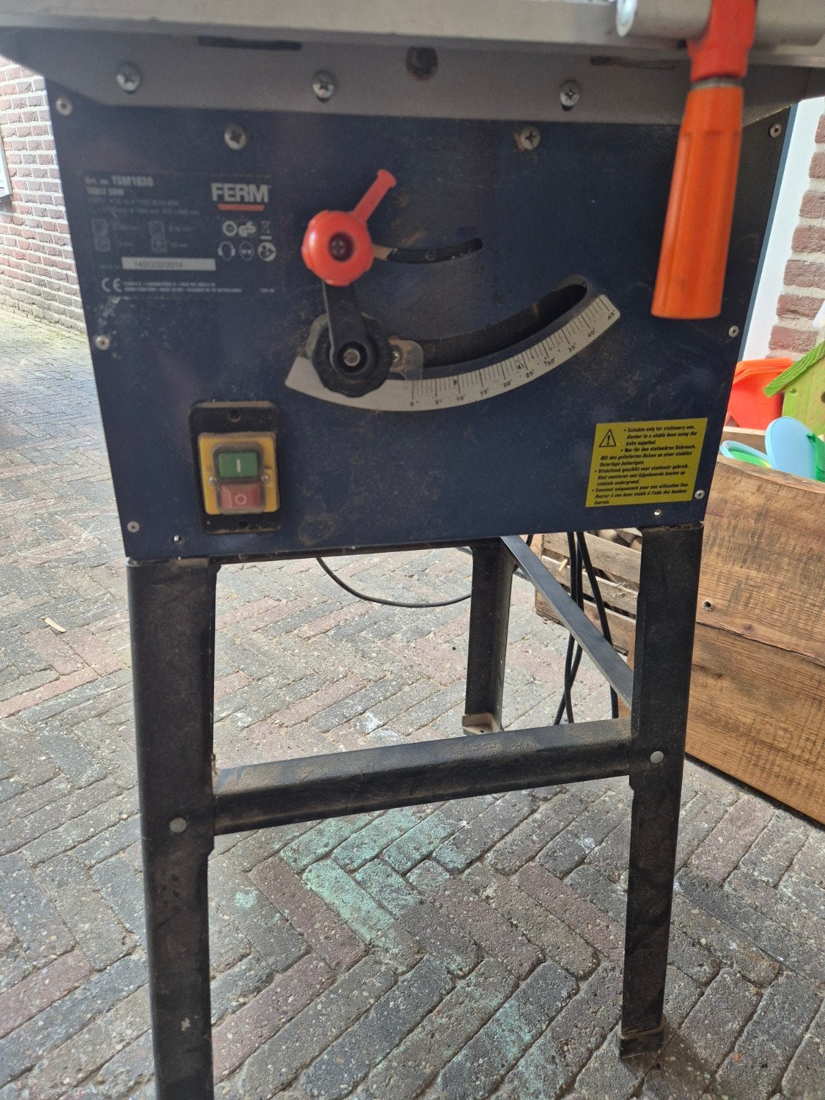 Ferm Zaagtafel - Krachtige en Betrouwbare Tafelzaag, Ophalen, Gebruikt, Cirkelzaag, 70 mm of meer